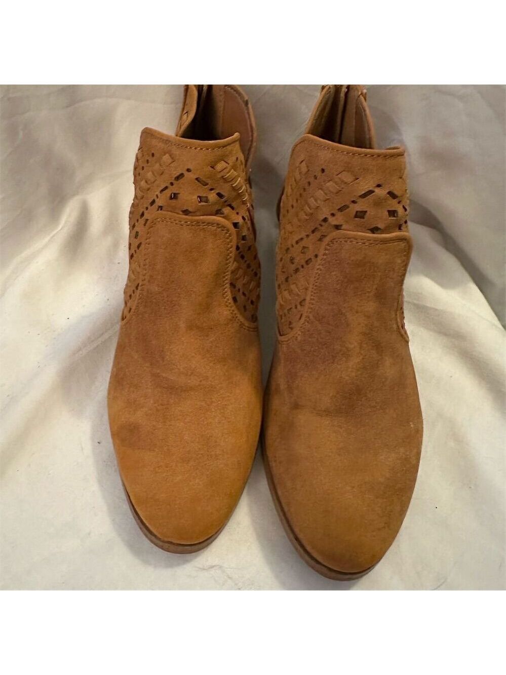 Vince Camuto Women's Ankle Booties Brown Suede Size 5 Zip Closure